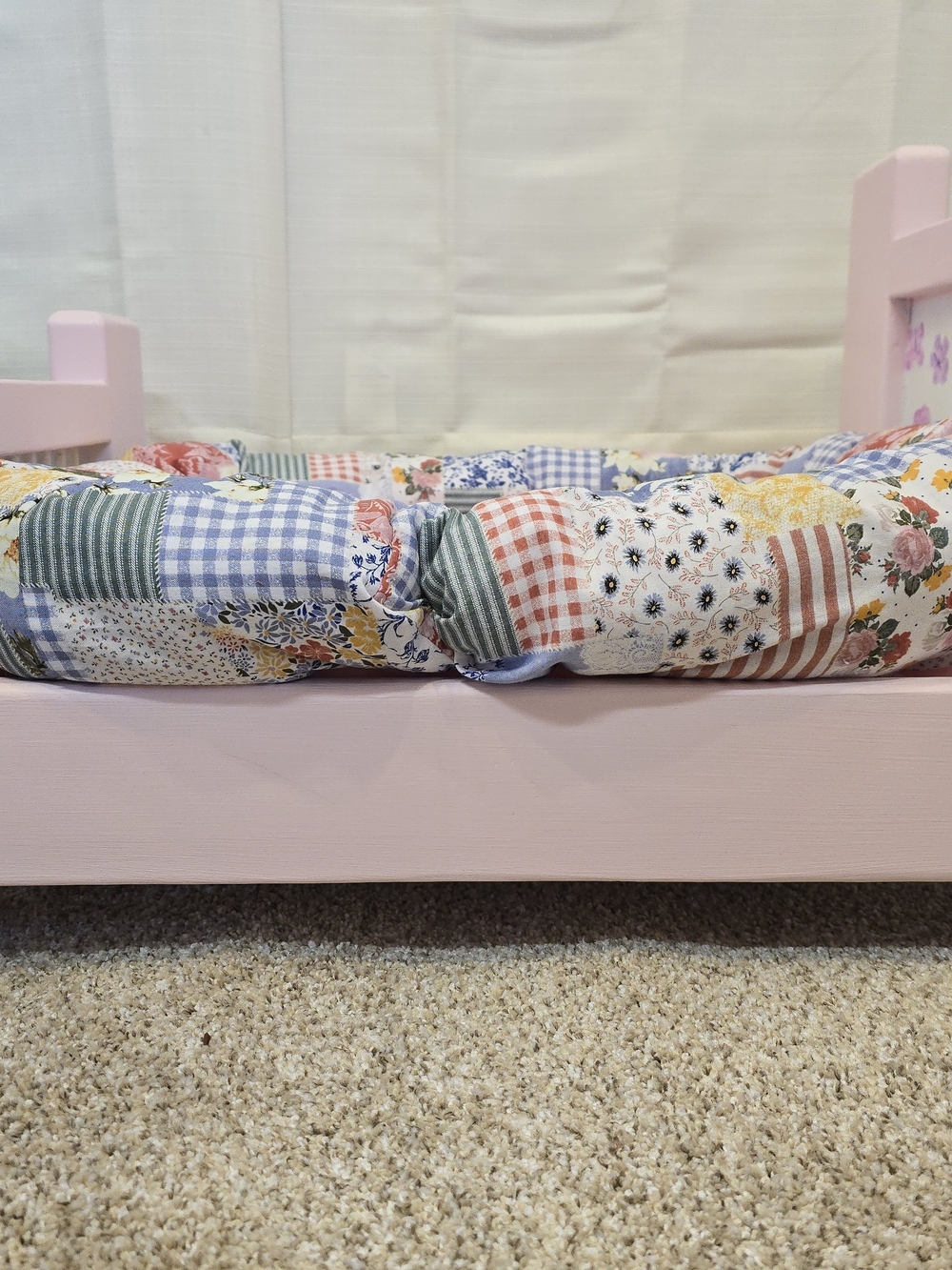 Hand Crafted Hand Painted Patchwork Bolstered Dog Bed With Cushion - Picture 5 of 7